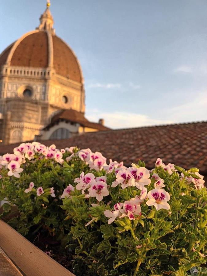 Duomo Suites Firenze Bagian luar foto