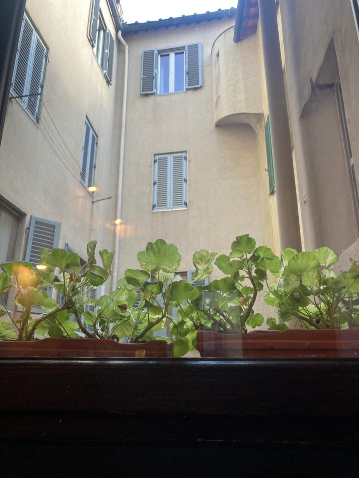 Duomo Suites Firenze Bagian luar foto